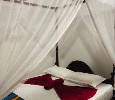 Thalaramba Villa | Thesara Guest & Villa