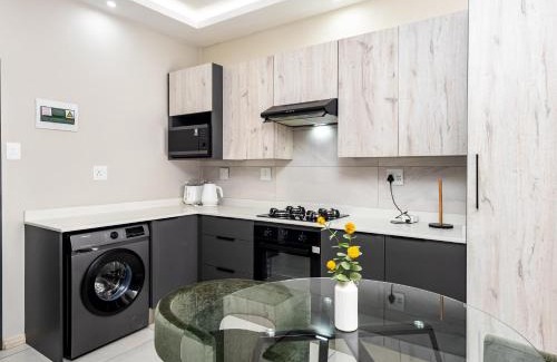 Greater Johannesburg Metropolitan Area Apartment | Thetan's Home Away From Home