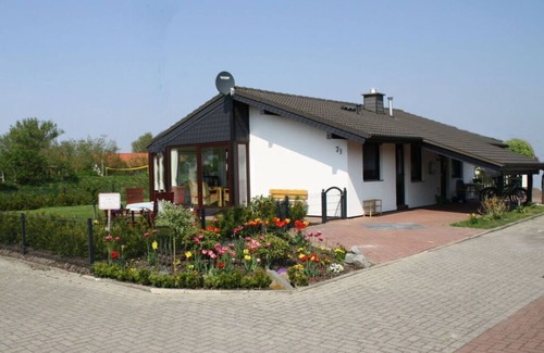 Großwurden House | Thias J 3 with winter garden