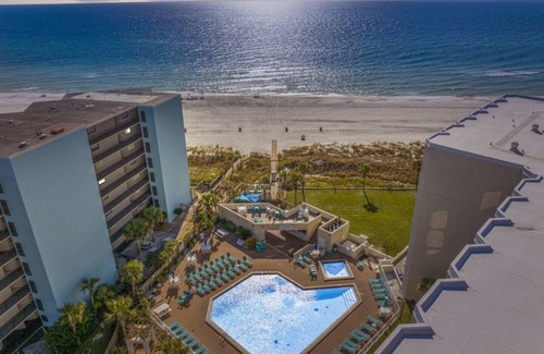 Panama City Beach Condo | This 3rd floor studio condominium has been renovated and is perfect! With an incredible partial view of the beach it is hard to beat! Beautifully designed and decorated, this studio condo is clean and ready to go!