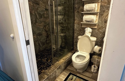 Panama City Beach Condo | This 3rd floor studio condominium has been renovated and is perfect! With an incredible partial view of the beach it is hard to beat! Beautifully designed and decorated, this studio condo is clean and ready to go!