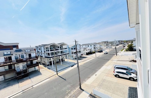 Sea Isle City House | This 6 bedroom/4.5 bath home is centrally positioned in a family friendly location