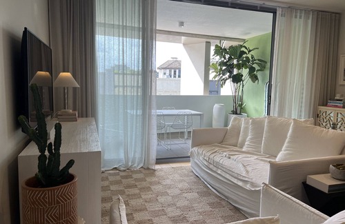 Rushcutters Bay Apartment | This apartment is a 1 bedroom(s), 1 bathrooms, located in RUSHCUTTERS BAY, NSW.