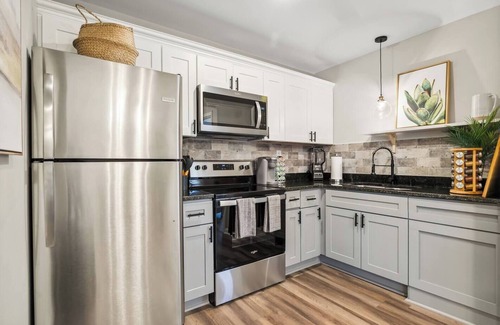 Hampton Apartment | This apartment is a 1 bedroom(s), 1 bathrooms, located in Hampton, VA.