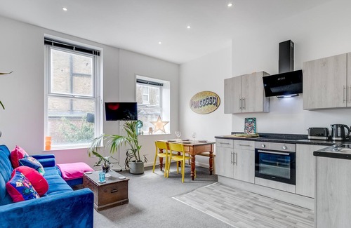 Cliftonville Apartment | This apartment is a 1 bedroom(s), 1 bathrooms, located in Margate, Kent.
