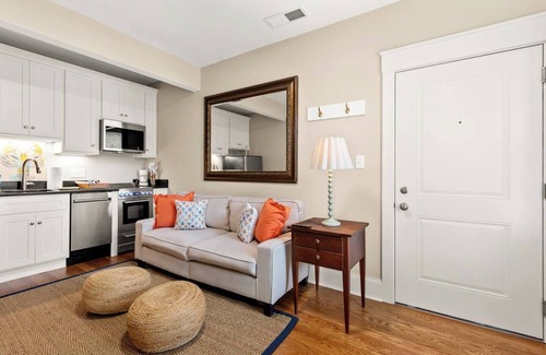 Woodward Heights Apartment | This apartment is a 1 bedroom(s), 1 bathrooms, located in Lexington, KY.