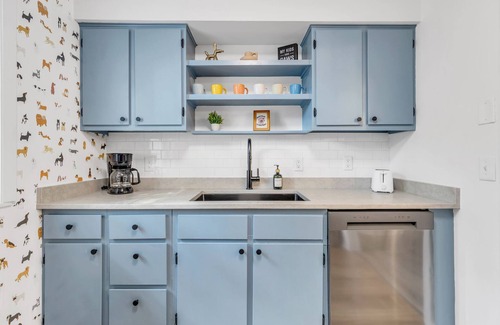 Nashville Apartment | This apartment is a 1 bedroom(s), 1 bathrooms, located in Nashville, TN.