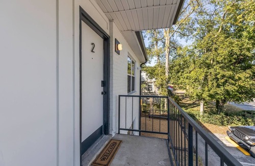 West End Apartment | This apartment is a 1 bedroom(s), 1 bathrooms, located in Nashville, TN.
