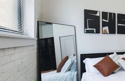 Downtown St. Louis Apartment | This apartment is a 1 bedroom(s), 1 bathrooms, located in St. Louis, MO.