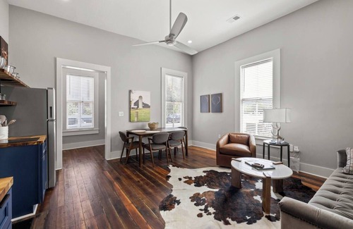 Frankfort Apartment | This apartment is a 2 bedroom(s), 1 bathrooms, located in Frankfort, KY.