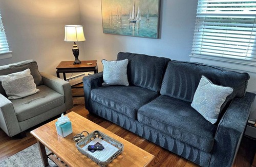 Merion Station Apartment | This apartment is a 2 bedroom(s), 1 bathrooms, located in Narberth, PA.