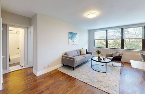 East Falls Apartment | This apartment is a 1 bedroom(s), 1 bathrooms, located in Philadelphia, PA.