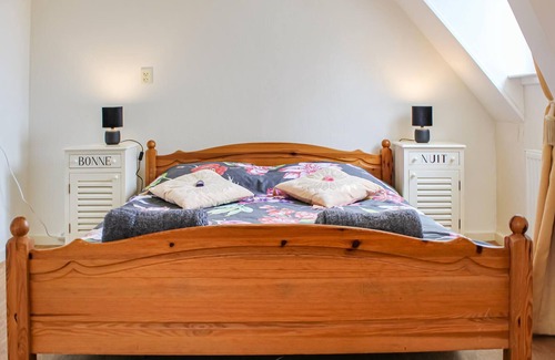 Slootdorp House | This beautiful, child-friendly semi-detached house for 4 people is located on a large plot of no les