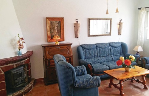 La Nucia House | This beautiful vacation semi-detached house is located in a quiet settlement with pool, tennis court