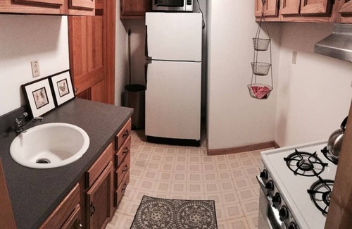 Mars Hill Cabin | This cabin is a 2 bedroom(s), 1 bathrooms, located in Mars Hill, NC.
