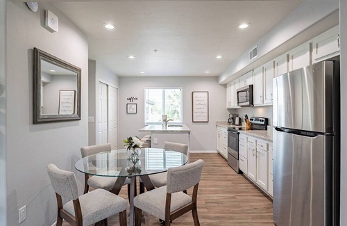 Amphi Apartment | This centrally located 2 bedroom 2 bathroom is fully remodeled with electric vehicle charging on site