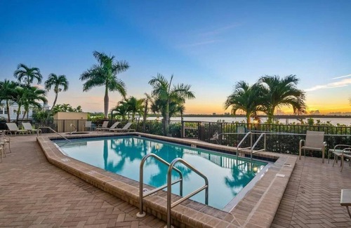 Marco Island Resort | This charming resort is in enchanting Marco Island with AC, WiFi, and 2 TVs