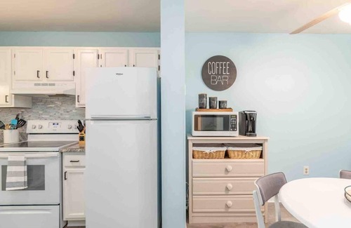 Palmetto Dunes Condo | This condominium is a 2 bedroom(s), 2 bathrooms, located in Hilton Head Island, SC.