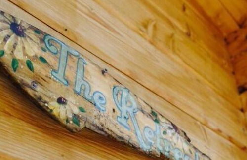 Seguin Cabin | This cottage is a 2 bedroom(s), 1 bathrooms, located in parry sound, on.