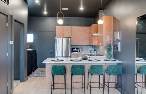 Talbot's Corner Apartment | This could have been Last Night!