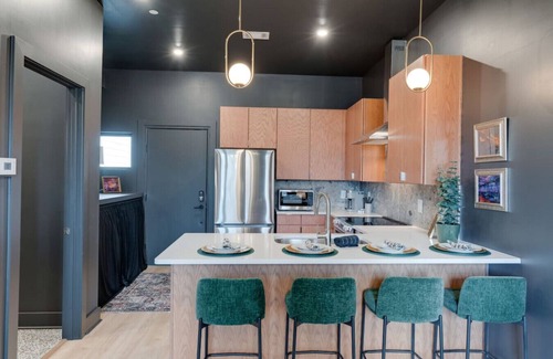 Talbot's Corner Apartment | This could have been Last Night!