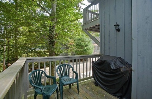 Townsend Cottage | This country cottage located near the Great Smoky National Park