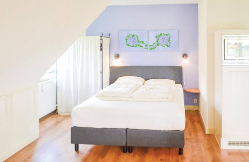 Wieringerwaard Apartment | This cozy vacation apartment for two people is a wonderful accommodation in a rural setting.
