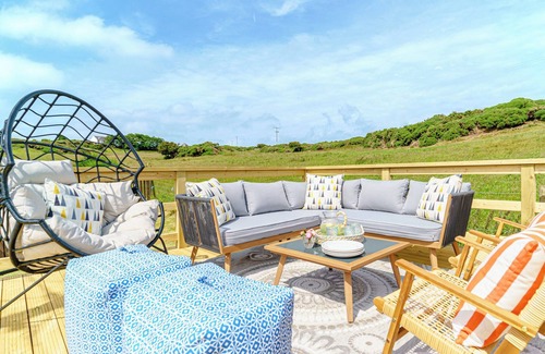 Amlwch Cottage | This family home is situated in the gorgeous village of Bull Bay on Anglesey.