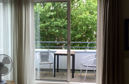 Centrum Apartment | This gem of a townhouse is in the heart of the city: simply walk everywhere!