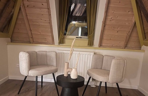 Delft House | This hotel is a 1 bedroom(s), 1 bathrooms, located in Delft, Zuid-Holland.