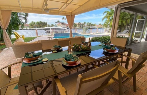Lauderdale-by-the-Sea House | This house is a 3 bedroom(s), 2 bathrooms, located in Lauderdale-by-the-Sea, FL.