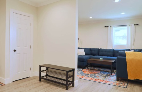 High Point House | This house is a 1 bedroom(s), 1 bathrooms, located in High Point, NC.