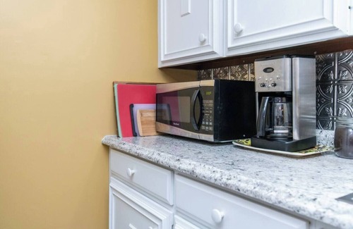Georgetown House | This house is a 2 bedroom(s), 1 bathrooms, located in Georgetown, KY.