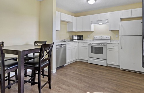 Lake Charles House | This house is a 2 bedroom(s), 1.5 bathrooms, located in Lake Charles, LA.