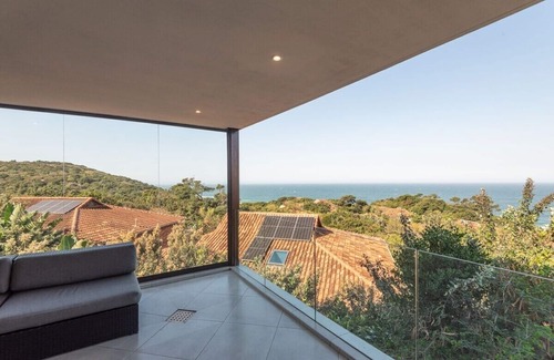 Port Zimbali House | This house is a 2 bedroom(s), 2 bathrooms, located in Dolphin Coast, KwaZulu-Natal.