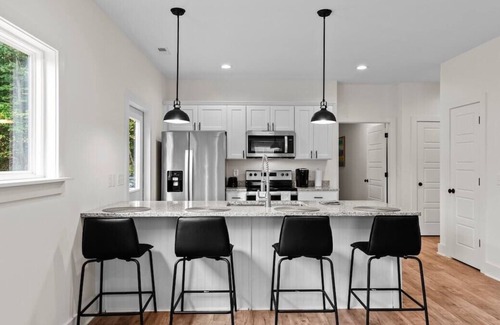 Lookout Valley Neighborhood Association House | This house is a 3 bedroom(s), 2 bathrooms, located in Chattanooga, TN.
