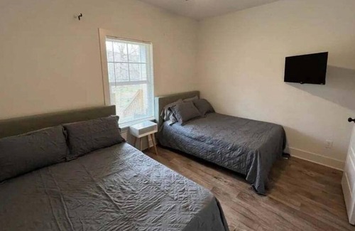 Lookout Valley Neighborhood Association House | This house is a 3 bedroom(s), 2 bathrooms, located in Chattanooga, TN.