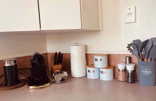 Hokitika House | This house is a 3 bedroom(s), 1.5 bathrooms, located in Hokitika, West Coast.