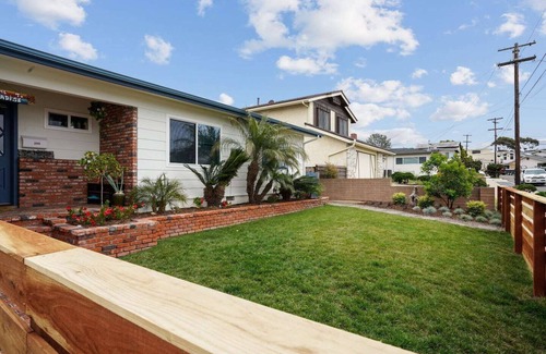 Bay Park House | This house is a 3 bedroom(s), 2 bathrooms, located in San Diego, CA.