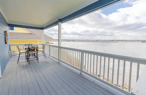 Seabrook House | This house is a 3 bedroom(s), 1 bathrooms, located in Seabrook, TX.