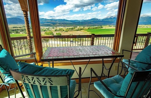Salida House | This house is a 3 bedroom(s), 2.5 bathrooms, located in Salida, CO.