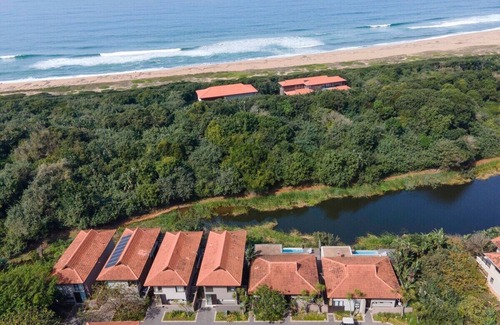 Port Zimbali House | This house is a 3 bedroom(s), 3 bathrooms, located in Dolphin Coast, KwaZulu-Natal.