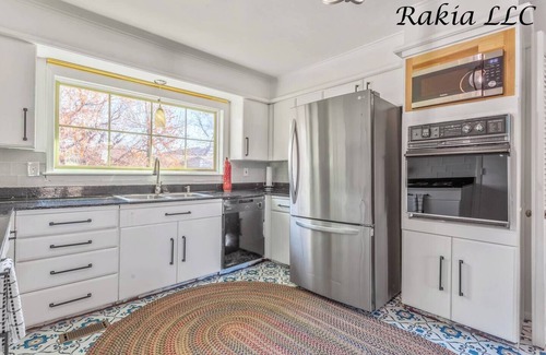 Tulsa House | This house is a 4 bedroom(s), 2 bathrooms, located in Tulsa, OK.