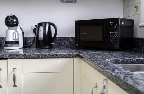 Southampton House | This house is a 4 bedroom(s), 1.5 bathrooms, located in Southampton, .