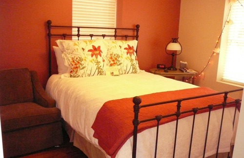 Holmesville Bed & Breakfast | This is your 'home away from home'!10 bedrooms,11 baths! MUST call to reserve!