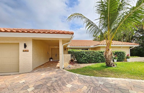 Deerfield Beach House | This property is no longer available