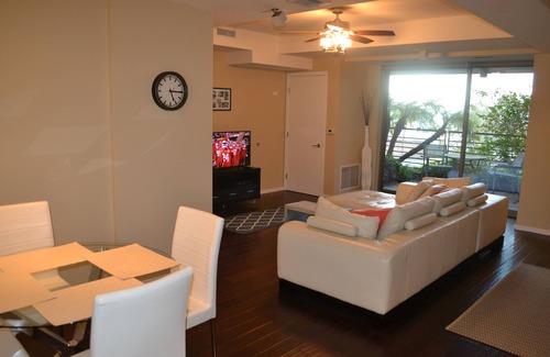South Scottsdale Condo | THIS PROPERTY IS NO LONGER AVAILABLE FOR RENT