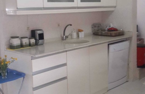 Candarli Villa | This quiet villa on the Aegean coast is suitable for families.