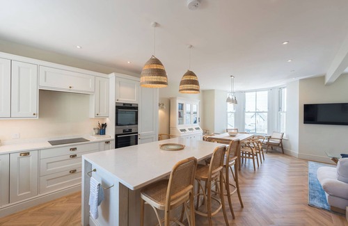 Rhosneigr Apartment | This recently renovated coastal oasis combines contemporary comfort with beach-chic style