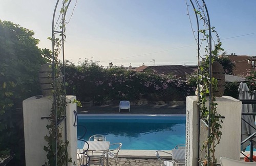 Vilaflor Apartment | This room has two single beds with an en-suite bathroom. The room has views of the village square.